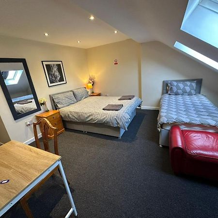 Ferienwohnung Luton Town House Near Airport Exterior foto