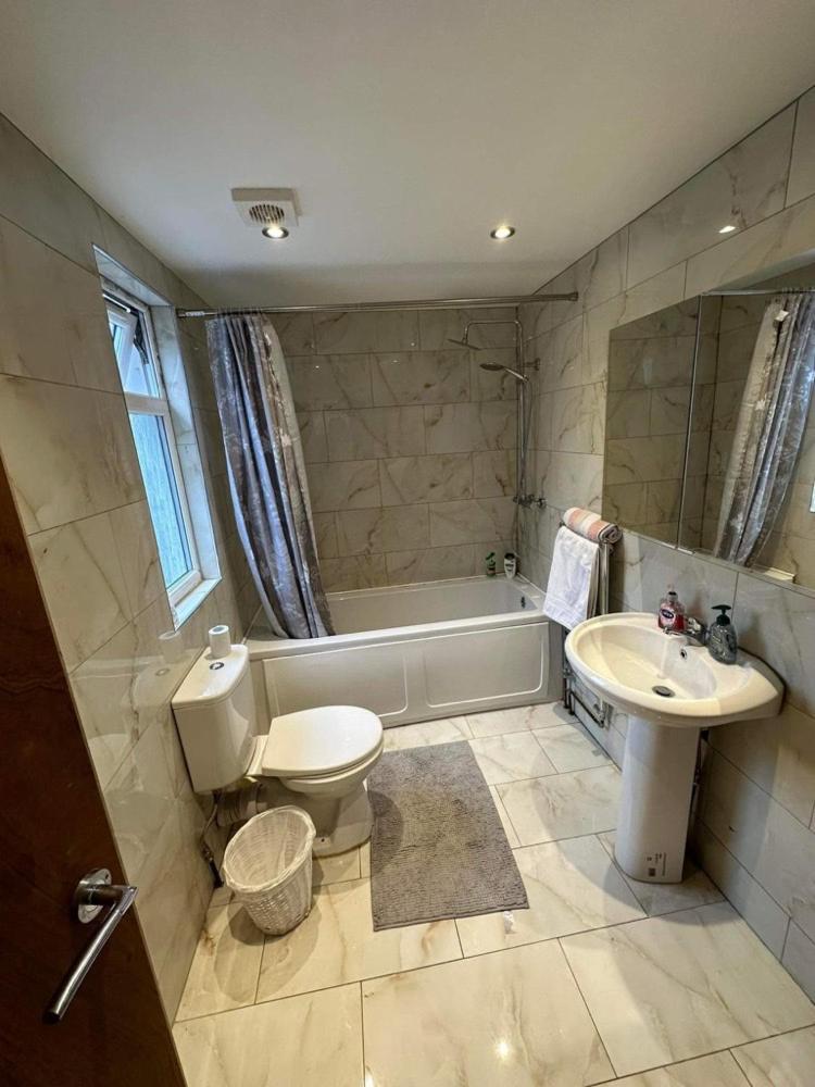 Ferienwohnung Luton Town House Near Airport Exterior foto