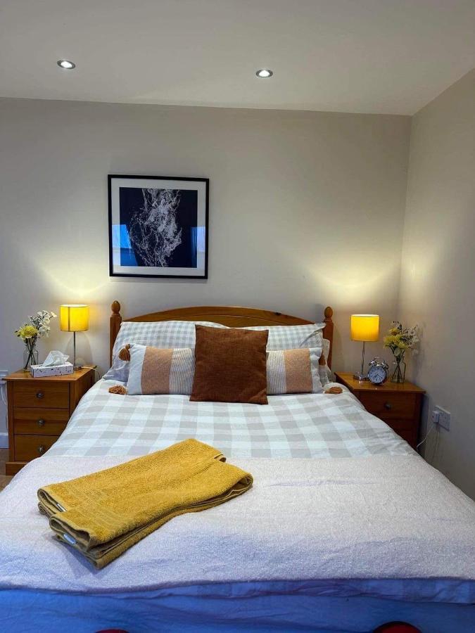 Ferienwohnung Luton Town House Near Airport Exterior foto