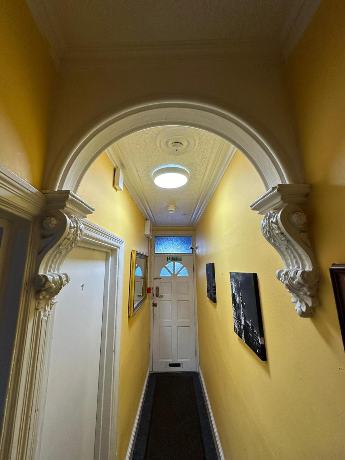 Ferienwohnung Luton Town House Near Airport Exterior foto