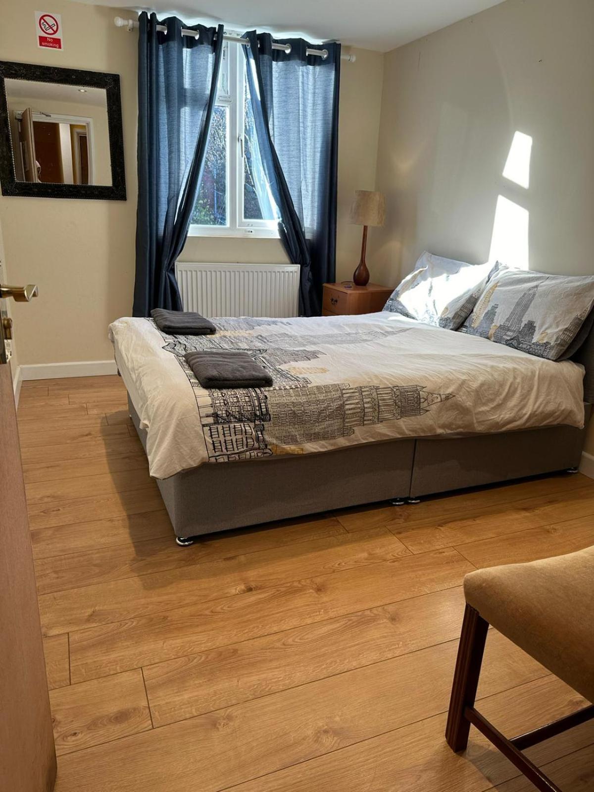 Ferienwohnung Luton Town House Near Airport Exterior foto