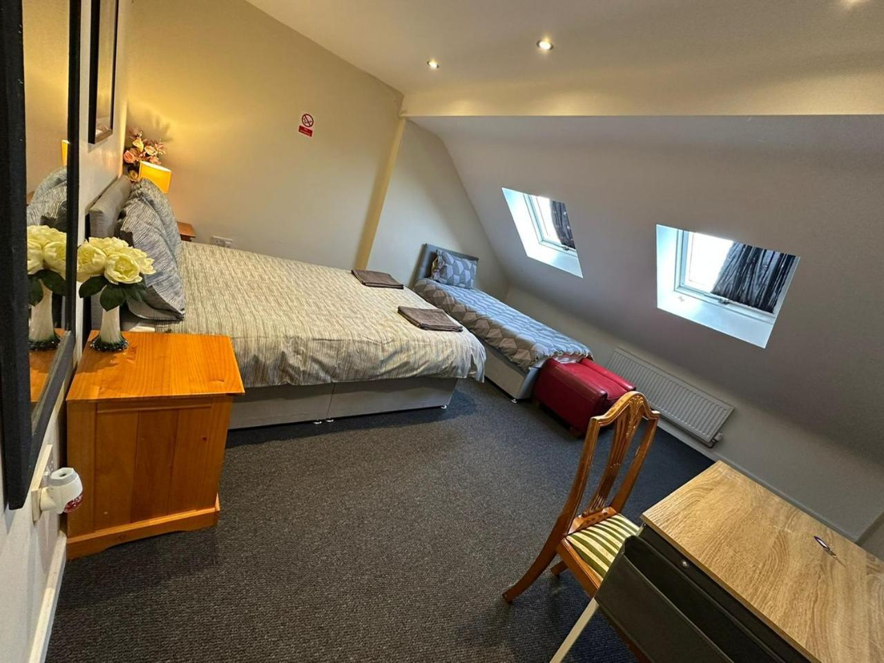 Ferienwohnung Luton Town House Near Airport Exterior foto